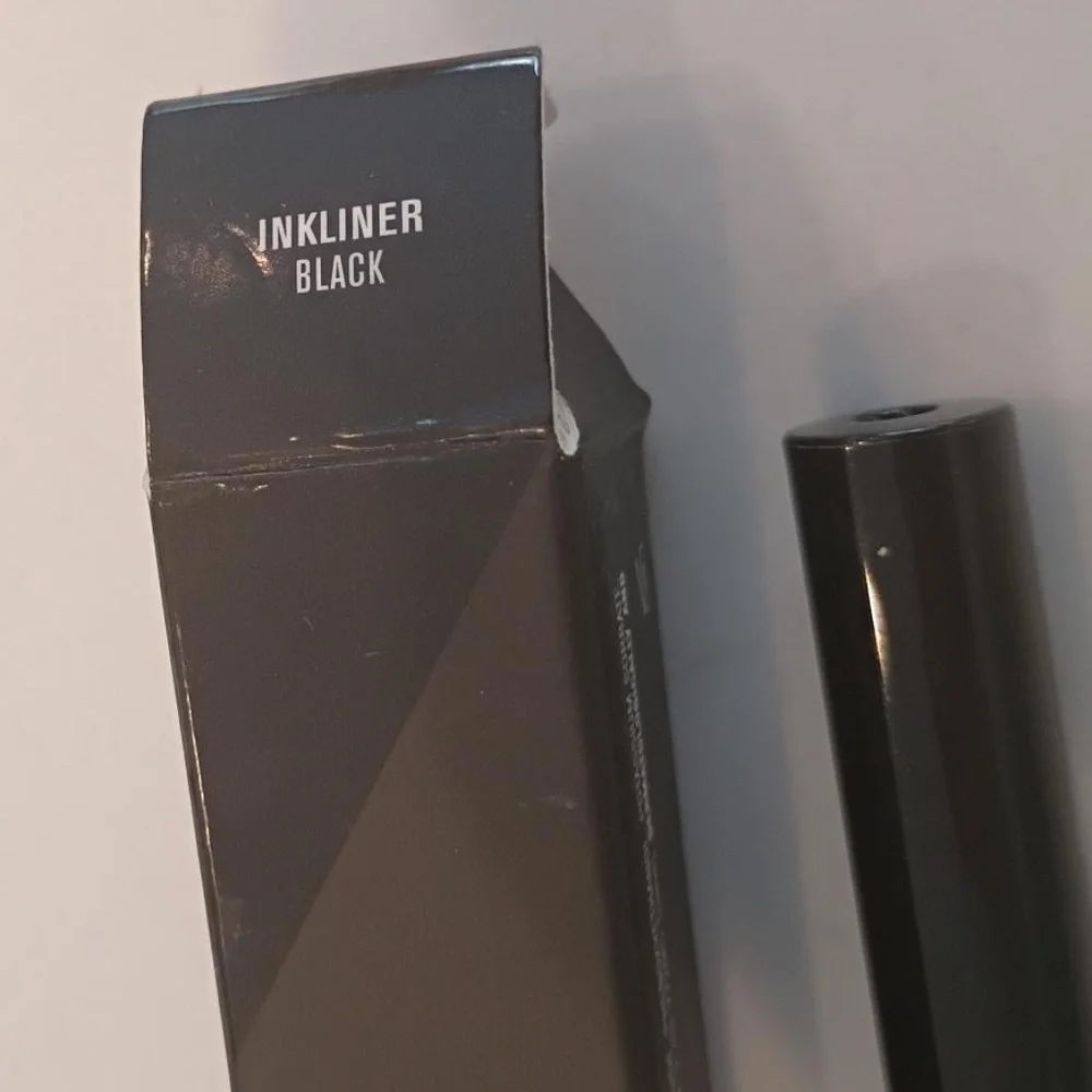 💋 IL Makiage Eye Liner NEW IN BOX